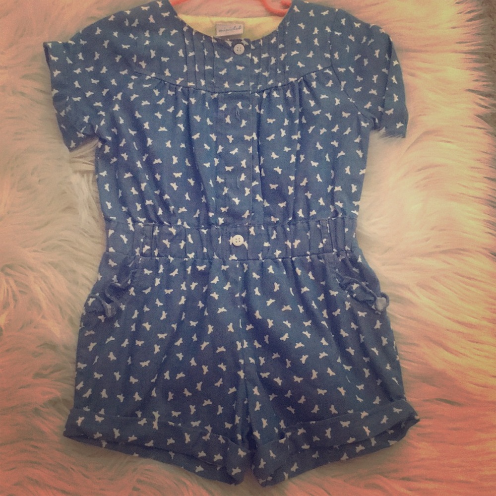 Jean color with little butterfly’s romper!